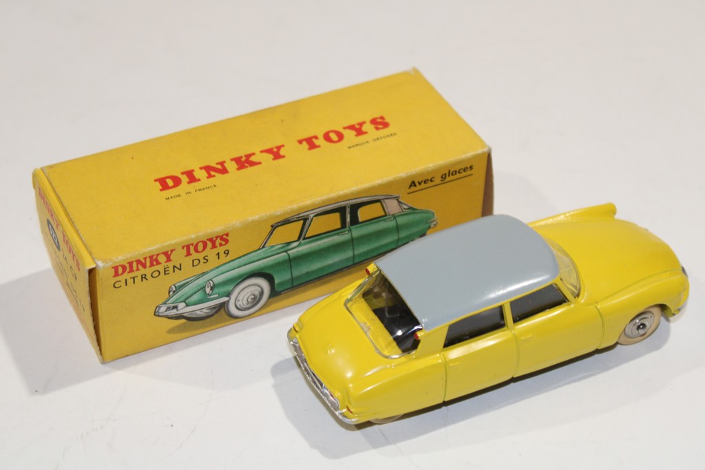 CITROEN DS 19 JAUNE 1965 DINKY TOYS 1 43