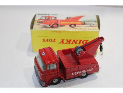 DEPANNEUSE BERLIET ROUGE DINKY 1/43°