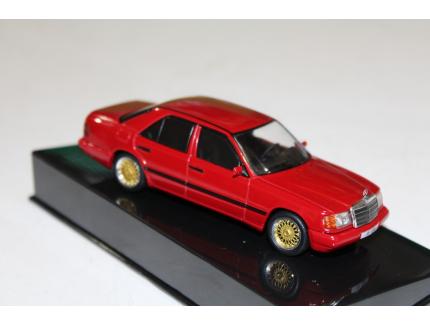 MERCEDES 300E W124 1984 IXO 1/43°