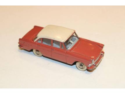 OPEL REKORD ROSE DINKY TOYS 1/43°