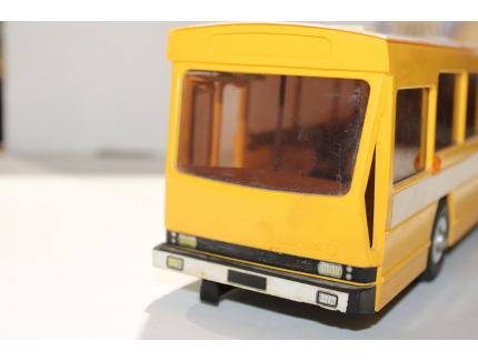 Bus Berliet Montblanc 1/24°