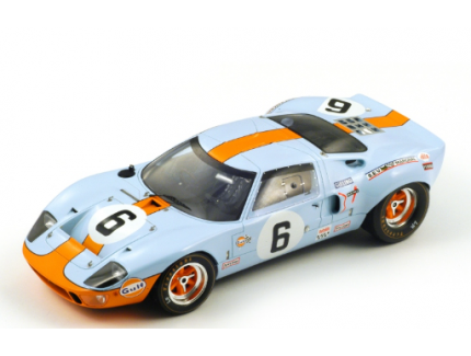 Ford GT40 N°6 Winner 24h Le Mans 1969 Spark 1/18°