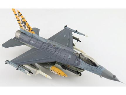 GD FIGHTING FALCON F-16 HOBBYMASTER 1/72