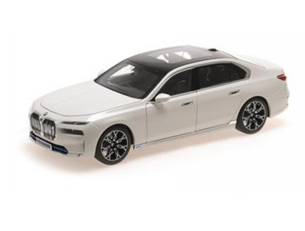 BMW I7 MINICHAMPS 1/18°