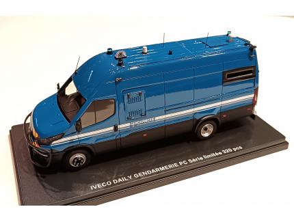 IVECO DAILY LONG GRUAU 2023 GENDARMERIE PC SÉRIE LIMITÉE 300 PCS - PERFEX 1/43