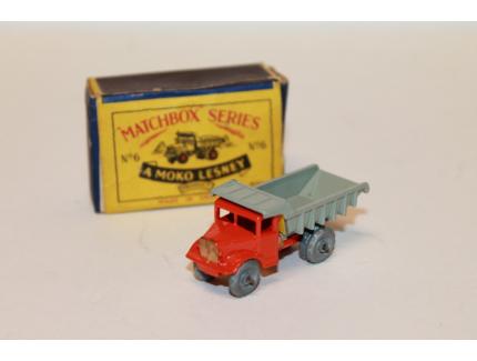 CAMION BENNE MATCHBOX SERIE A 1/64°