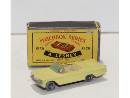 PONTIAC CONVERTIBLE MATCHBOX 1/64