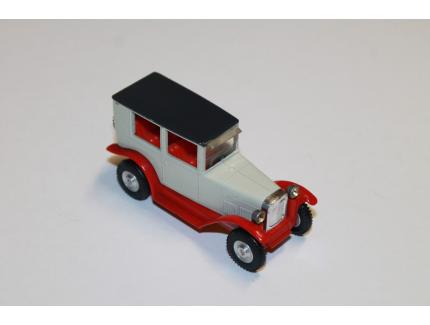 OPEL 1924 BEIGE GAMA 1/46°