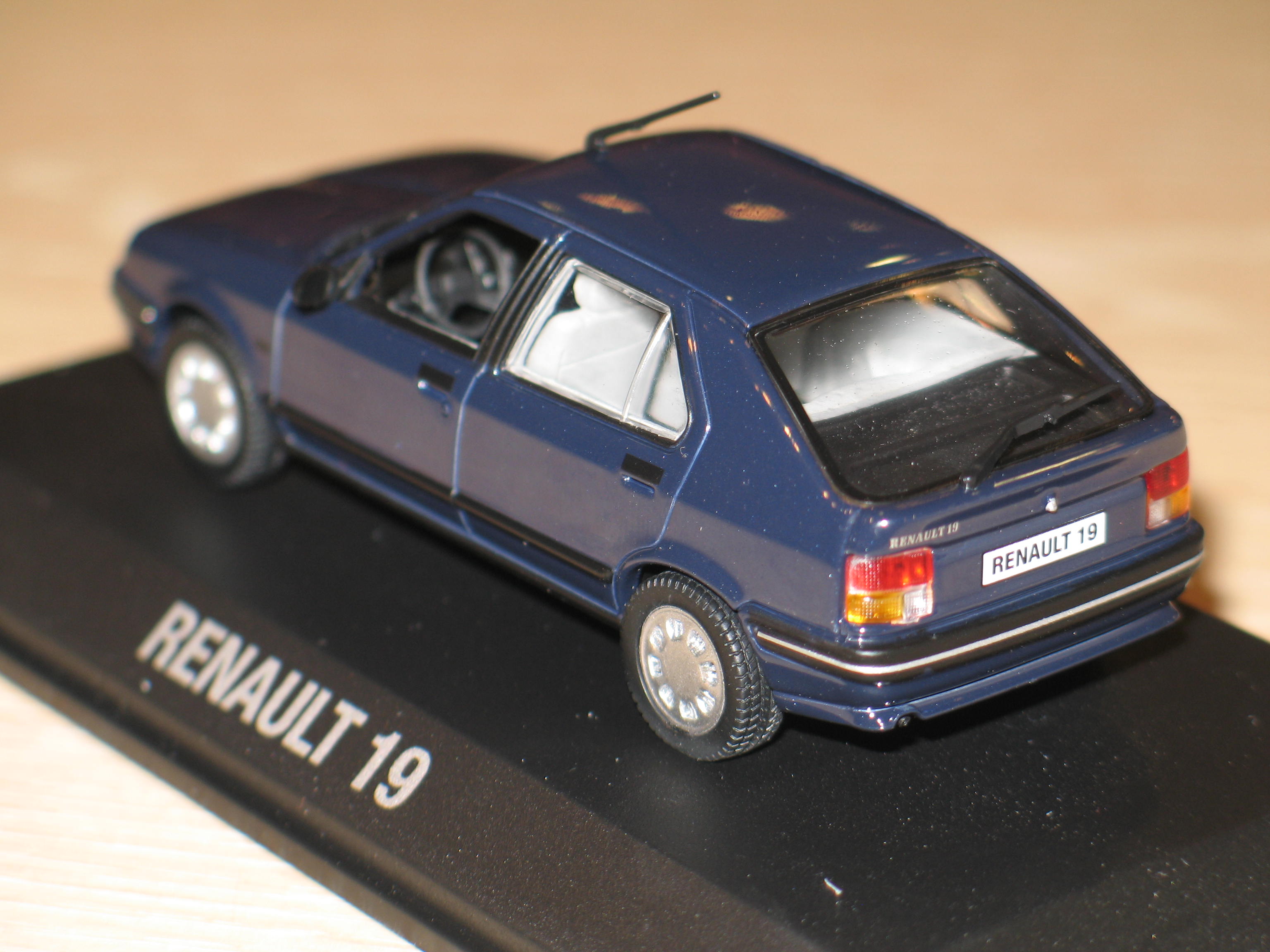 Renault 19 miniature new arrivals