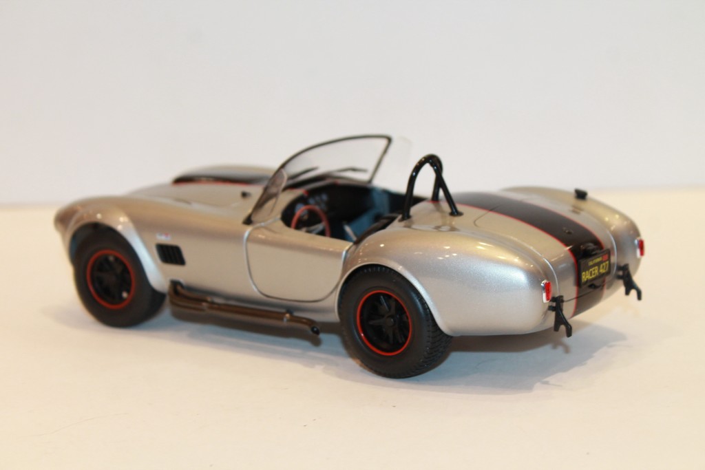 SHELBY COBRA 427 MKII SILVER CUSTOM 1965 SOLIDO 1/18°