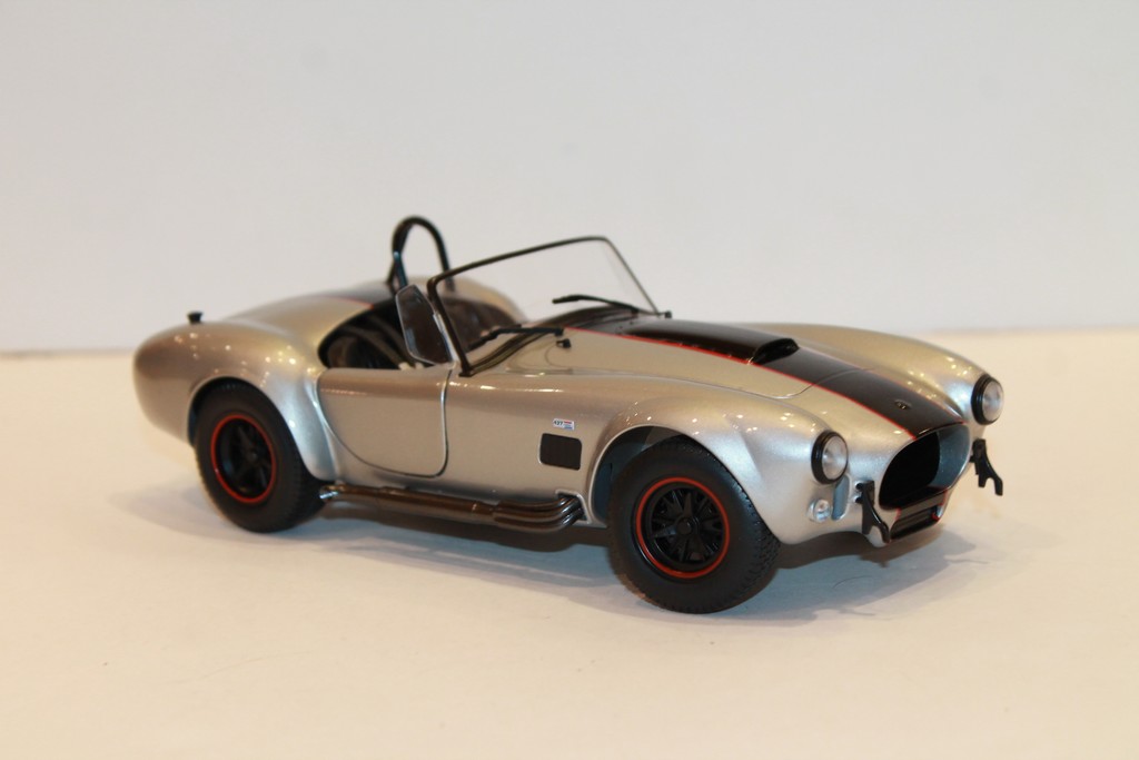 SHELBY COBRA 427 MKII SILVER CUSTOM 1965 SOLIDO 1/18°