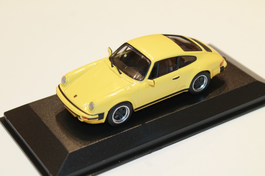 PORSCHE 911 SC 1979 JAUNE MINICHAMPS 1/43°