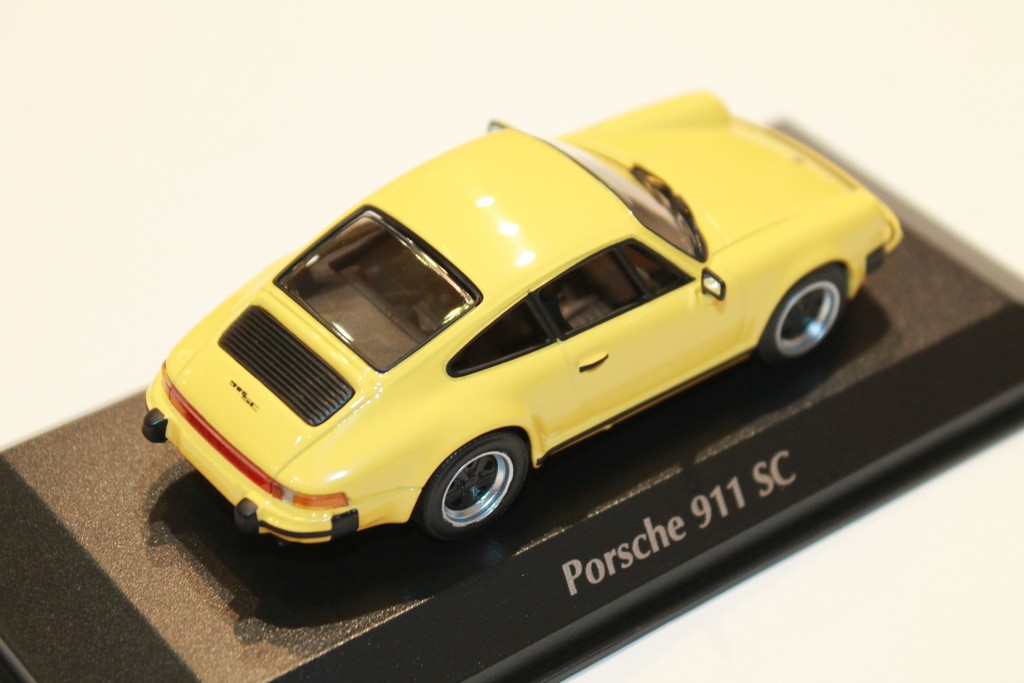 PORSCHE 911 SC 1979 JAUNE MINICHAMPS 1/43°