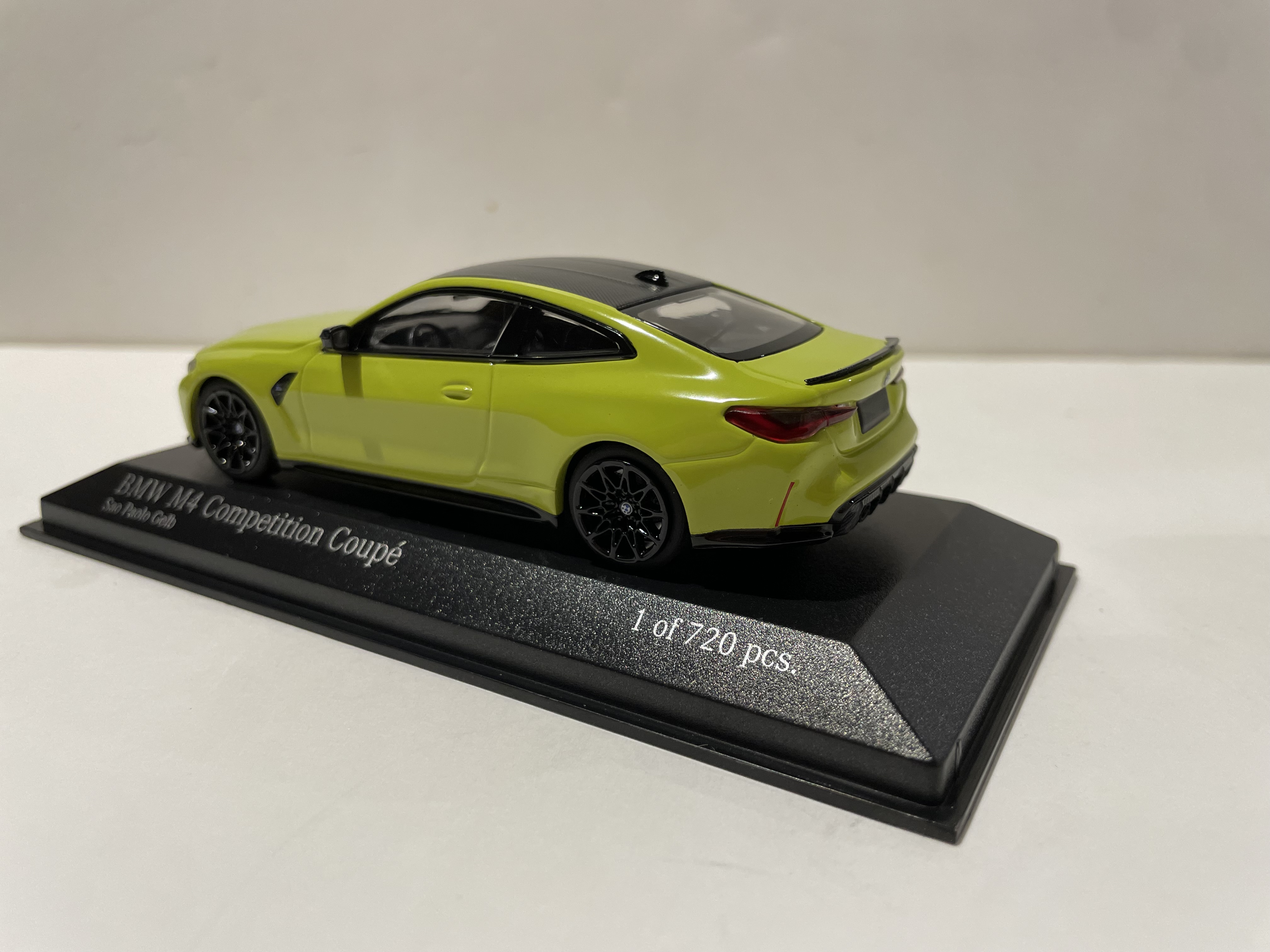 BMW M4 COMPETITION COUPE 2020 GREEN METALLIC MINICHAMPS 1/43°