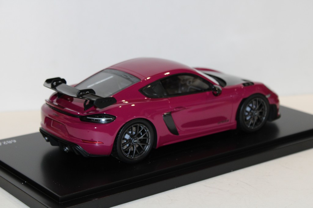 Porsche 718 Cayman GT4 RS 2022 RUBY - SPARK 1/18