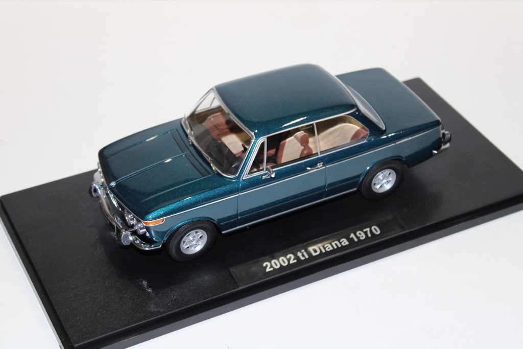 BMW 2002 TI DIANA BLEU 1970 KK SCALE 1/18°