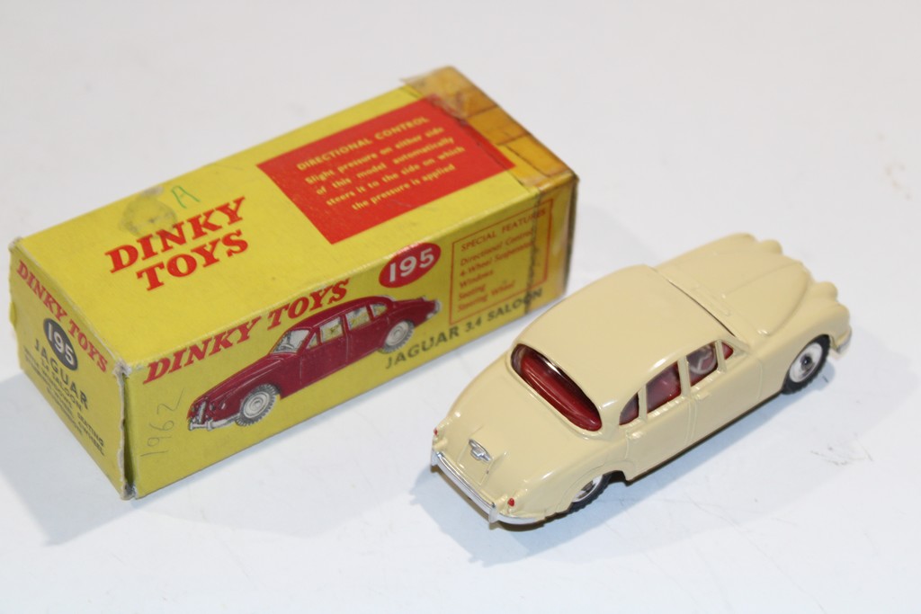 JAGUAR MK 2 3.4 BEIGE 1960 DINKY TOYS 1/43°