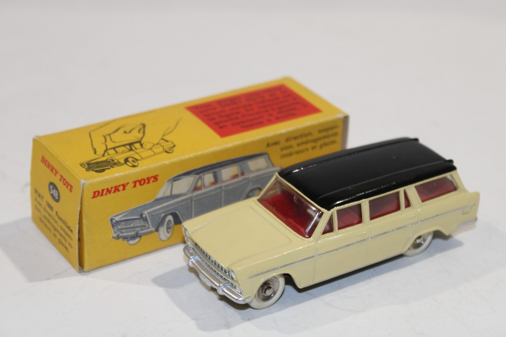 FIAT 1800 BEIGE 1960 DINKY TOYS 1/43°