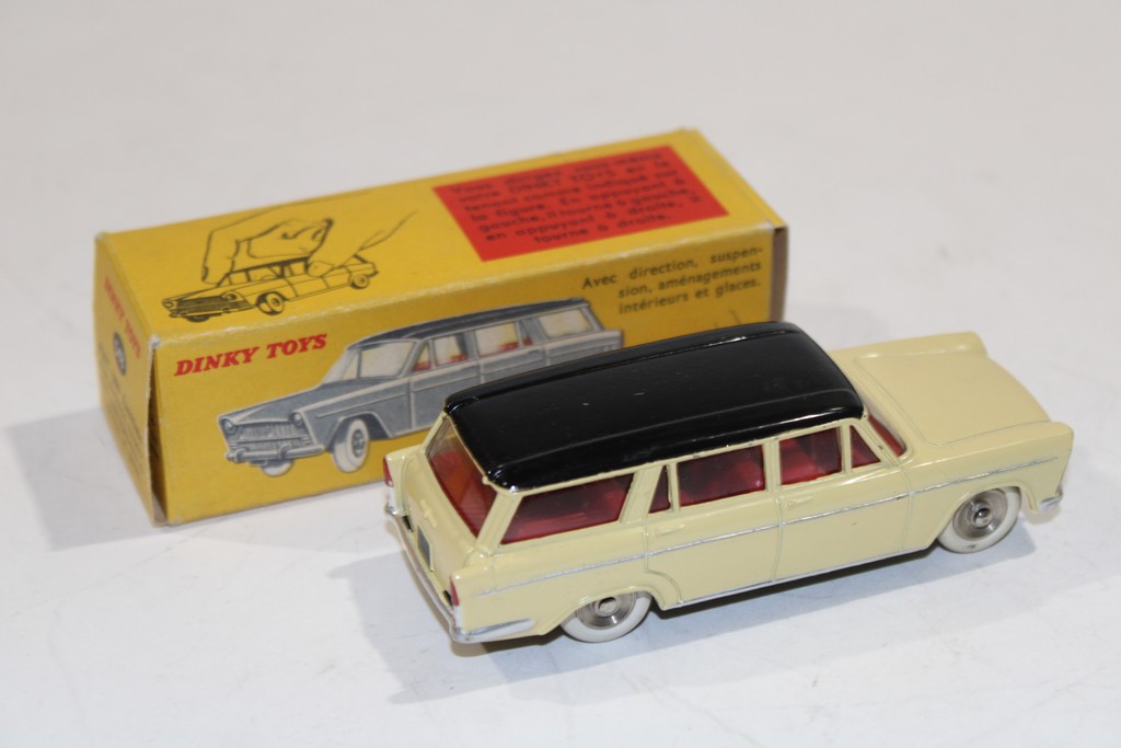 FIAT 1800 BEIGE 1960 DINKY TOYS 1/43°