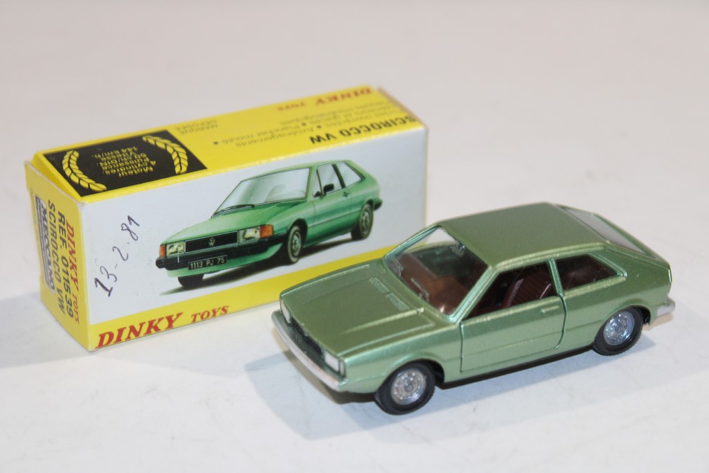 VOLKSWAGEN SCIROCCO VERT METAL 1974 DINKY TOYS 1/43°