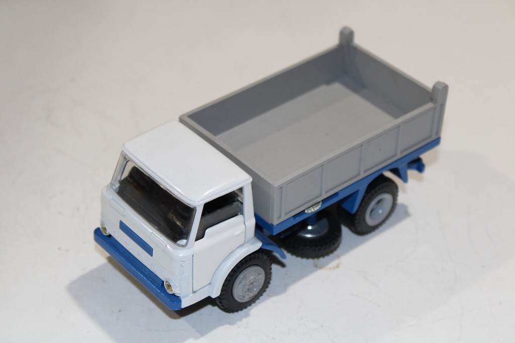 FORD D-800 BENNE BLANC TEKNO KIRK 1/50°