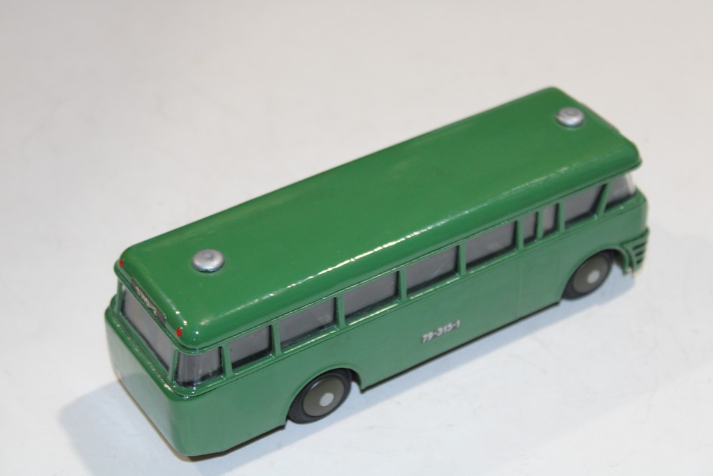 VOLVO AUTOBUS 1960 REPEINT TEKNO 1/43°