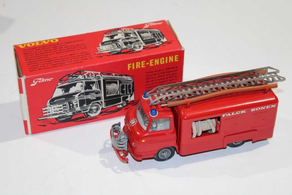 VOLVO EXPRESS FALCK ZONEN 1952 TEKNO 1/43°