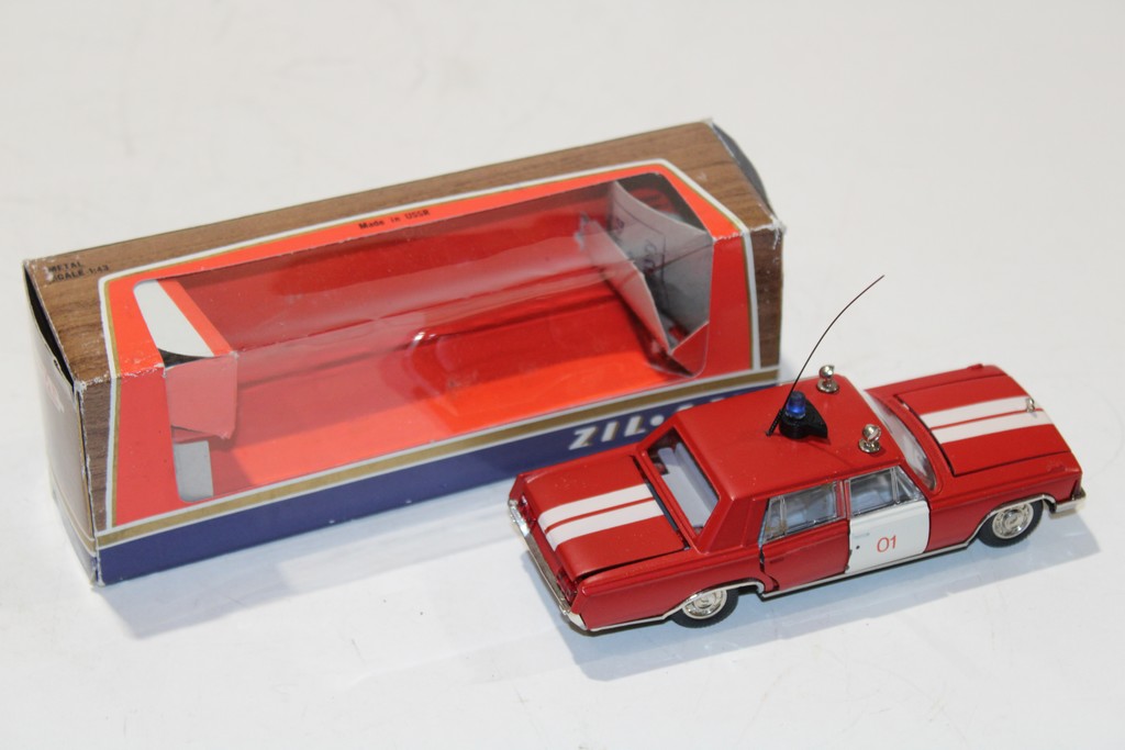 ZIL 117 POMPIER 1975 NOVOEXPORT 1/43°