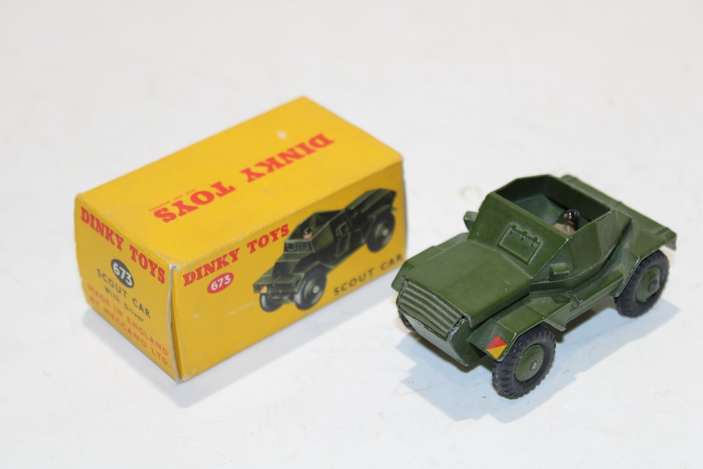 SCOUT CAR 1955 DINKY TOYS 1/64°