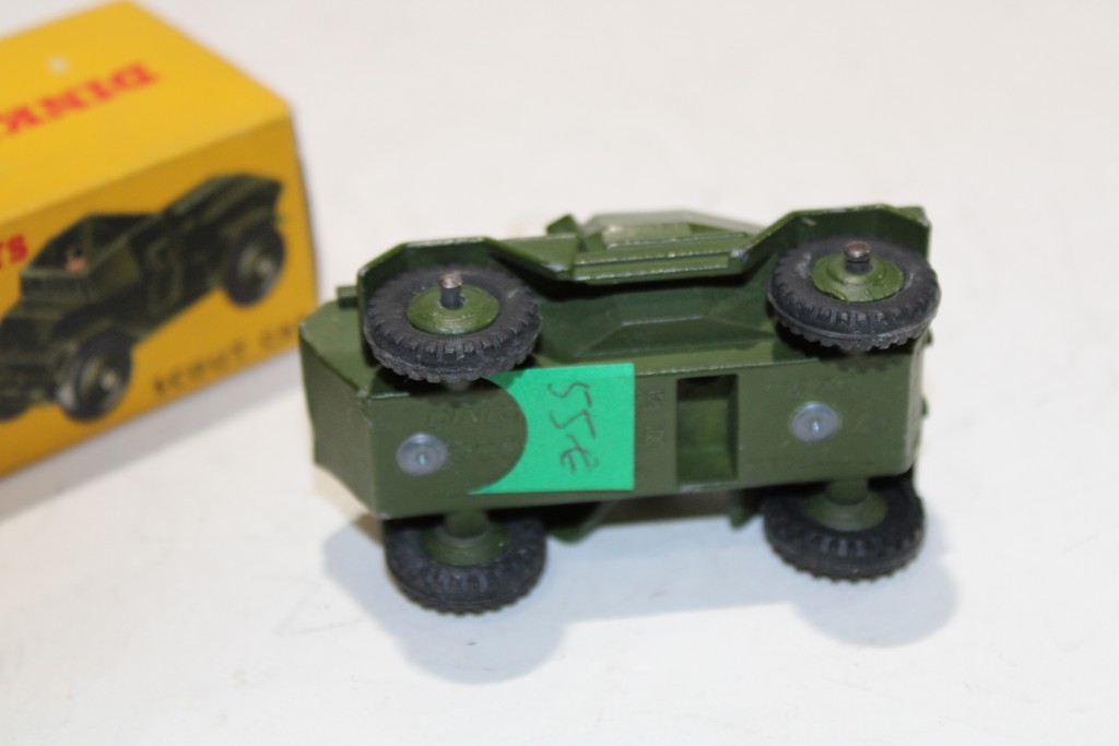 SCOUT CAR 1955 DINKY TOYS 1/64°