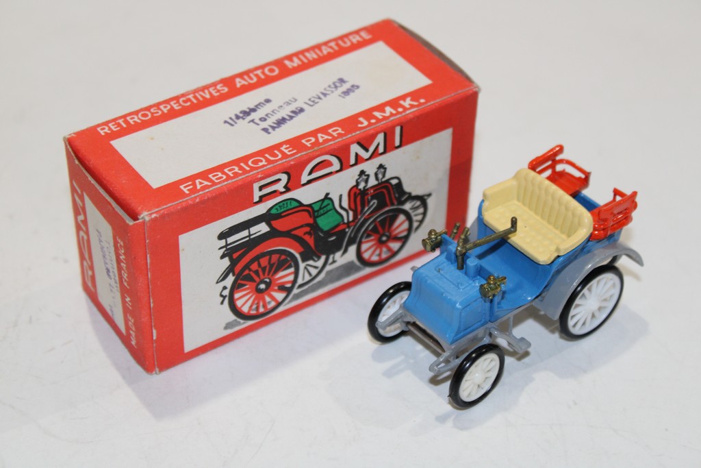 TONNEAU PANHARD LEVASSOR 1895 RAMI 1/43°