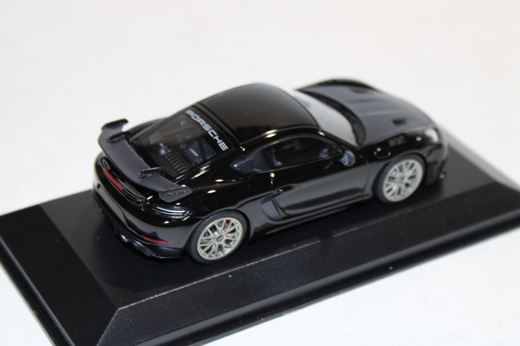 PORSCHE CAYMAN GT4 RS NOIR MINICHAMPS 1/43°