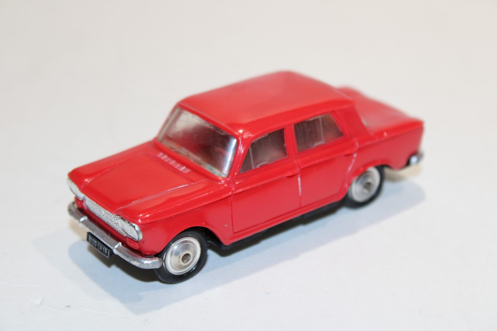 FIAT 1500 ROUGE 1965 NOREV 1/43°