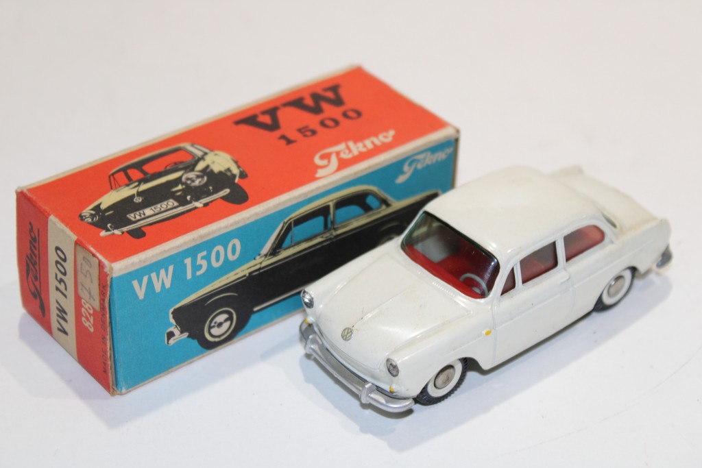 VOLKSWAGEN 1500 BLANC 1961 TEKNO 1/43°