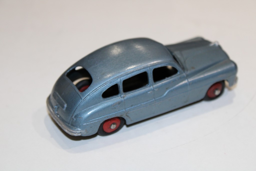 FORD VEDETTE BLEU METAL 1950 DINKY TOYS 1/43°