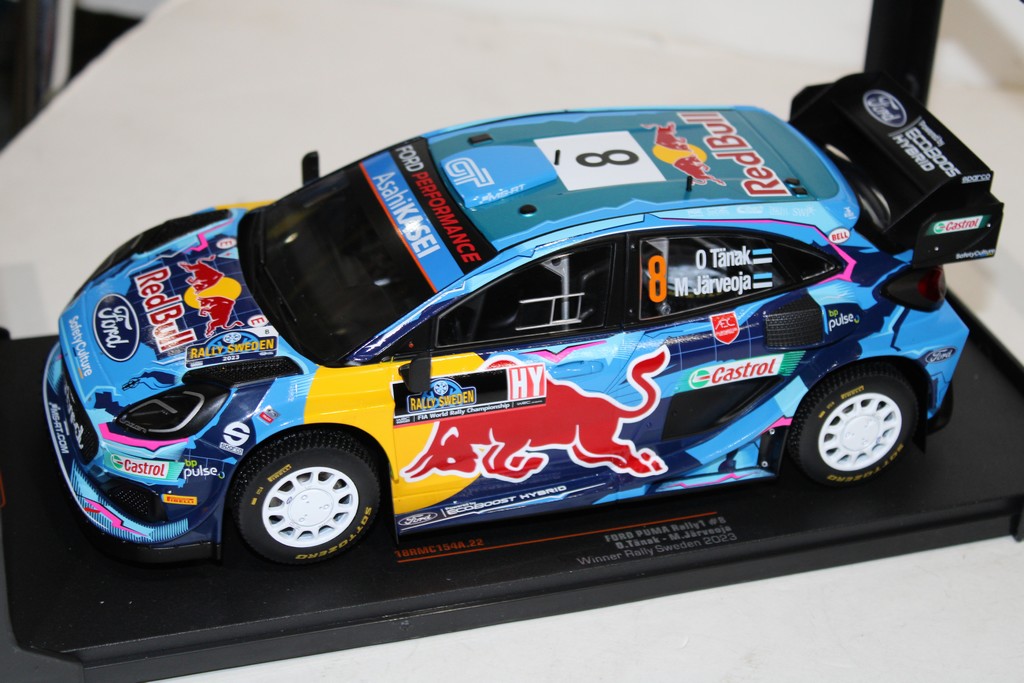 FORD PUMA RALLY 1 N°8 WINNER SWEDEN 2023 - IXO 1/18