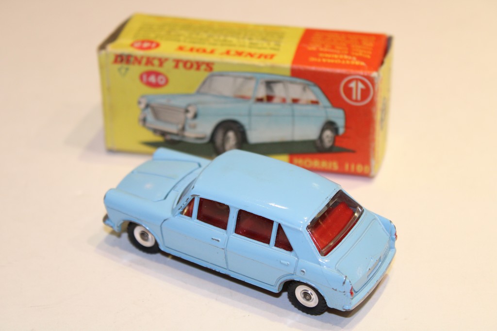 MORRIS 1100 - DINKY TOYS 1/43