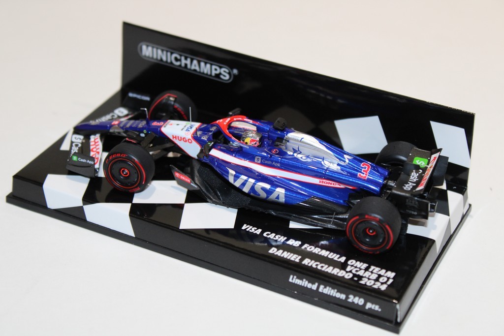 RB HONDA RBPT VCARB DANIEL RICCIARDO F1 2024 - MINICHAMPS 1/43