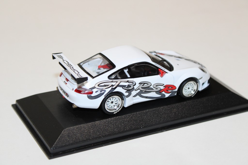 PORSCHE 911 GT3 RSR PRESENTATION 2003 - MINICHAMPS 1/43