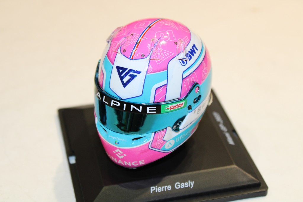 PIERRE GASLY'S HELMET ALPINE F1 MIAMI 2023 SPARK 1/5