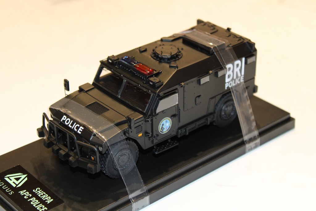 RENAULT SHERPA APC BRI MASTER FIGHTER 1/48°