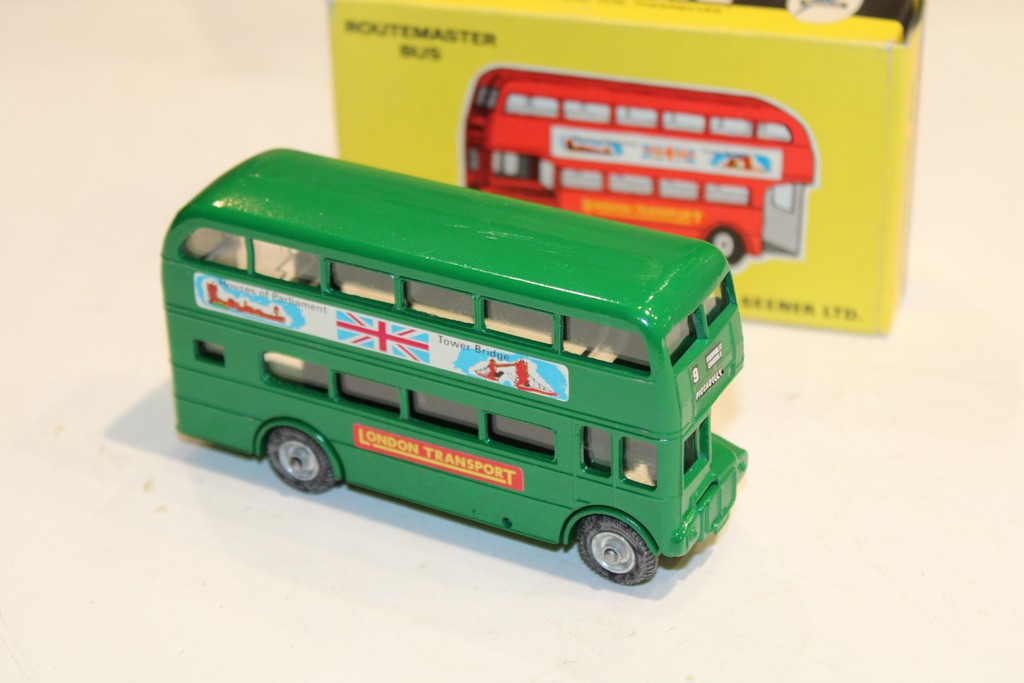 AEC ROUTEMASTER VERT BUDGIE TOYS 1/64