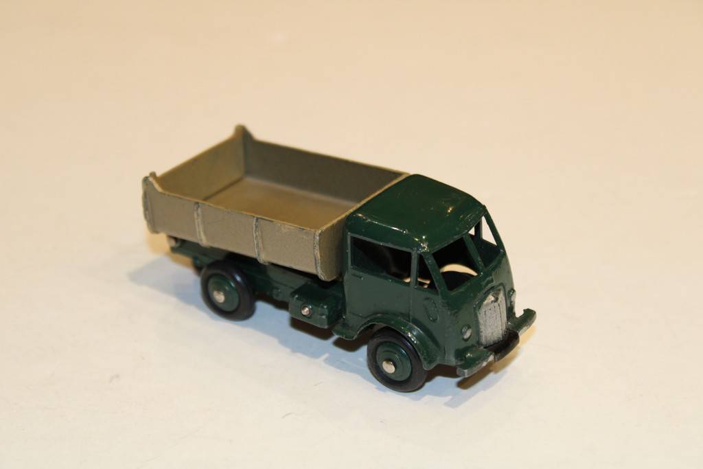 FORD BENNE ENTREPRENEUR DINKY TOYS 1/43°