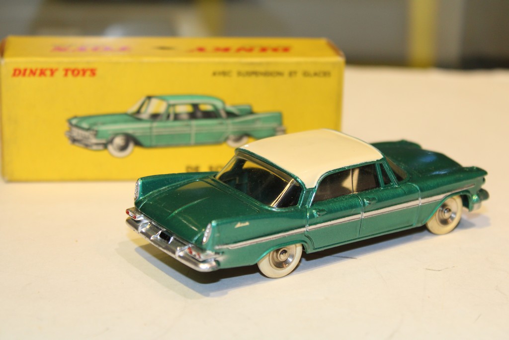 DE SOTO DIPLOMAT DINKY TOYS 545