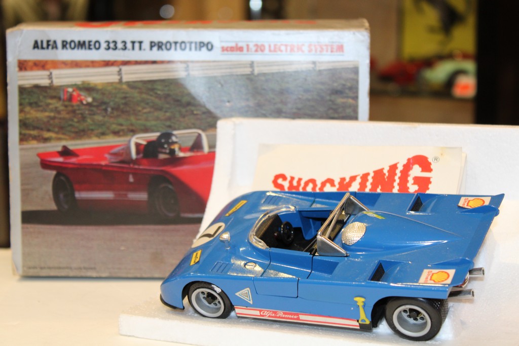 ALFA ROMEO 33 SPORT PROTO SHOCKING LINE 1/20°