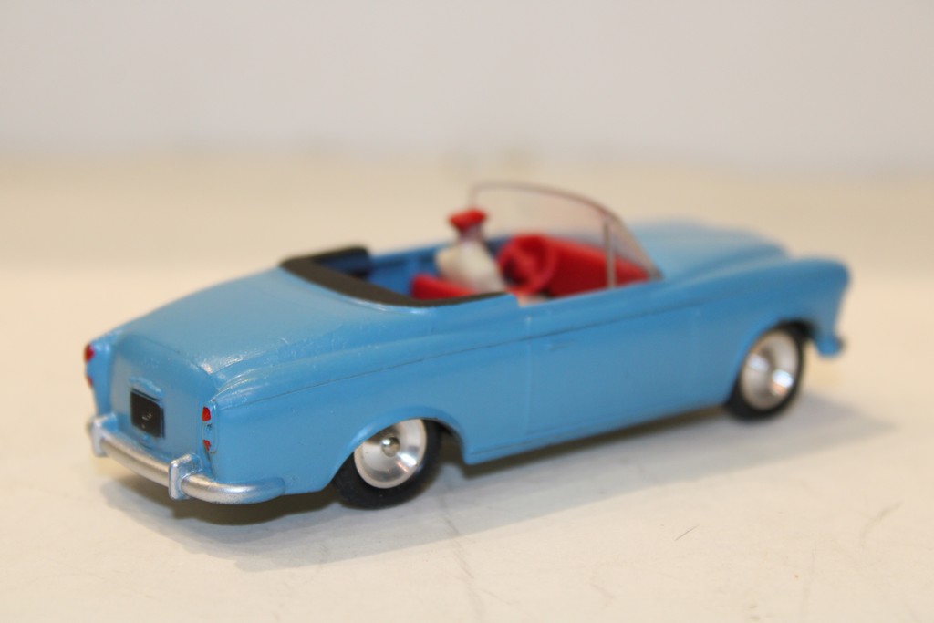 Peugeot 403 Cabriolet SOLIDO 1/43