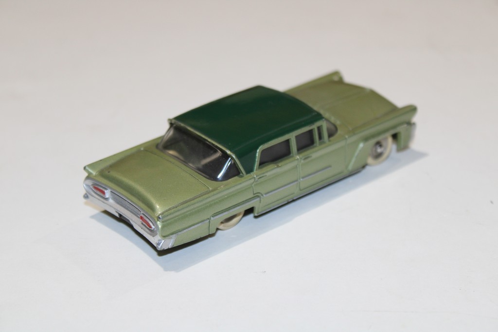 LINCOLN PREMIERE 24P DINKY TOYS 1/43