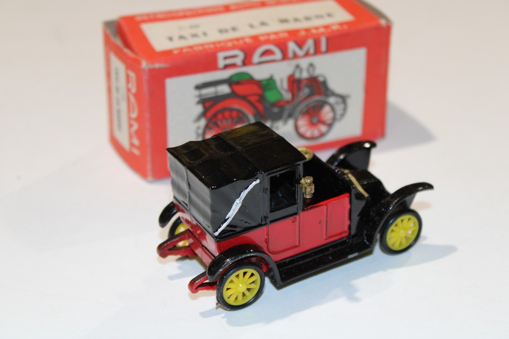 RENAULT TAXI DE LA MARNE 1907 RAMI 1/43