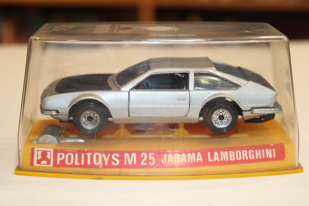 LAMBORGHINI JARAMA POLITOYS 1/43