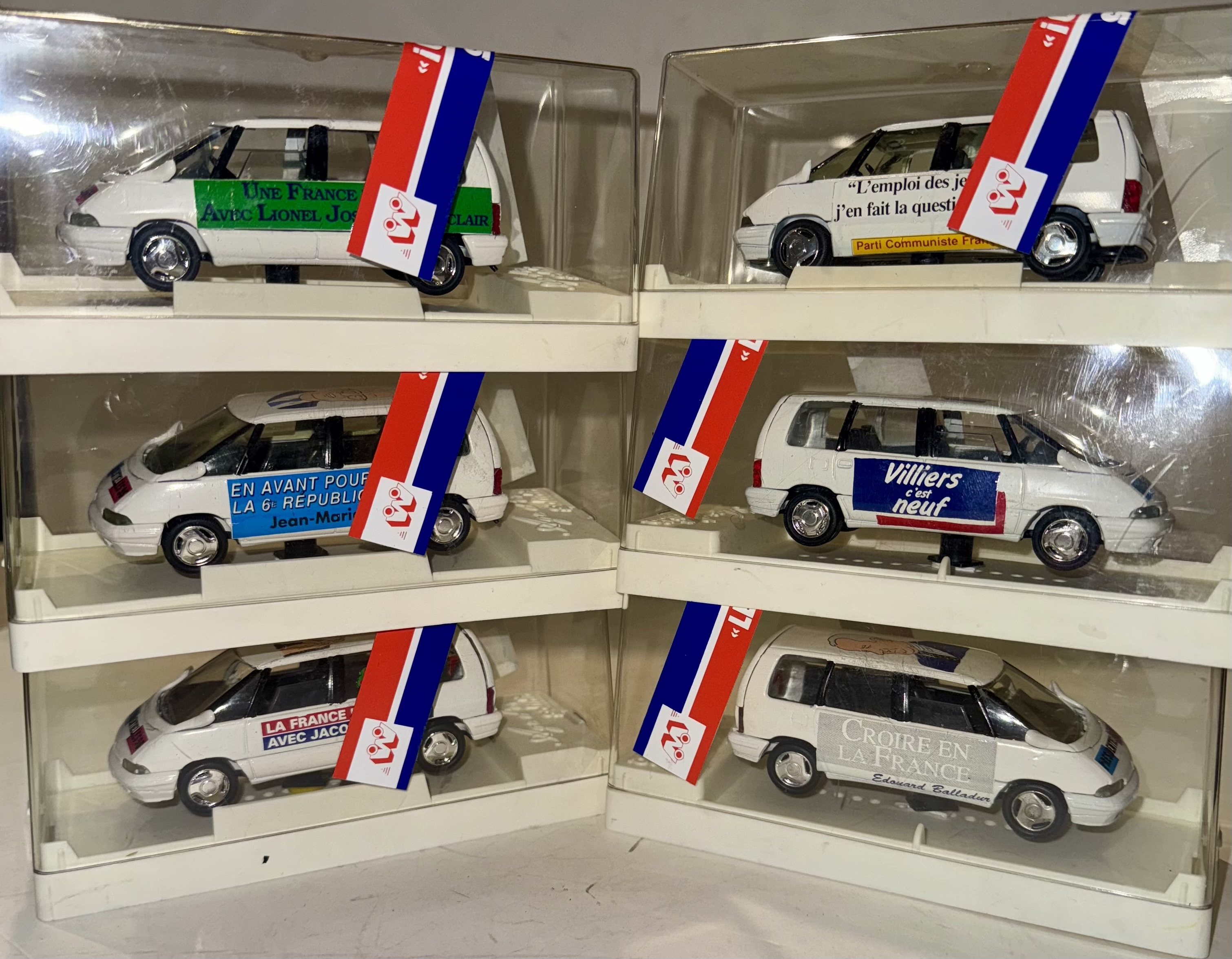 ASSORTIMENT DE RENAULT ESPACE ÉLECTION PRÉSIDENTIELLE 1995 MINIATURES LYON 1/43